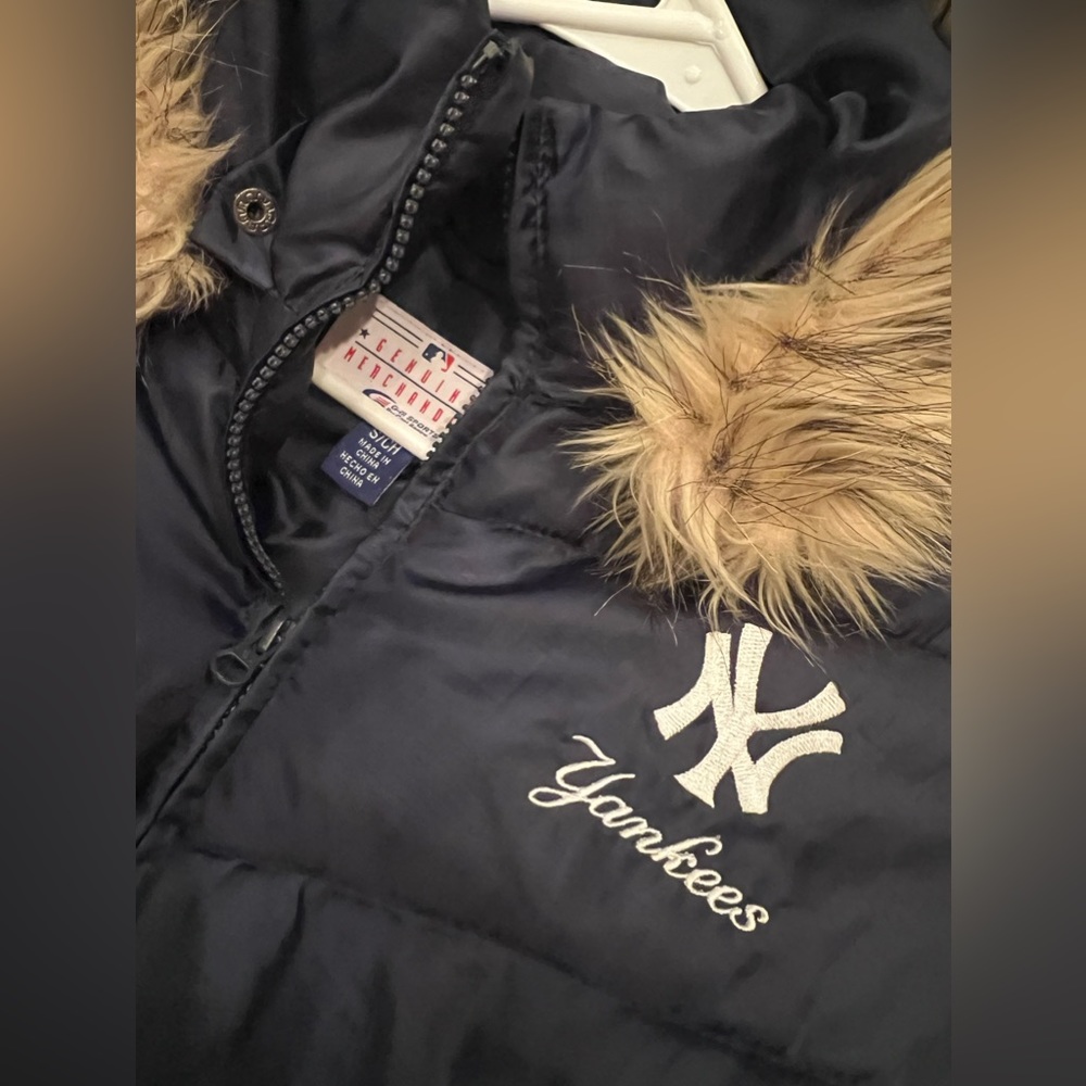 Yankees Jacket - Picture 2 of 5